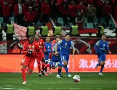 澎湃之殇，海港超级杯亚冠两连败，缺少奥斯卡，海港足球陷入困境