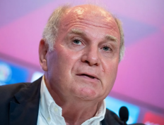 斯卢茨基，明天的比赛关乎晋级，我们定会全力以赴！